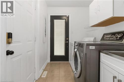 main level - 275 Granite Hill Road, Cambridge, ON - Indoor Photo Showing Laundry Room