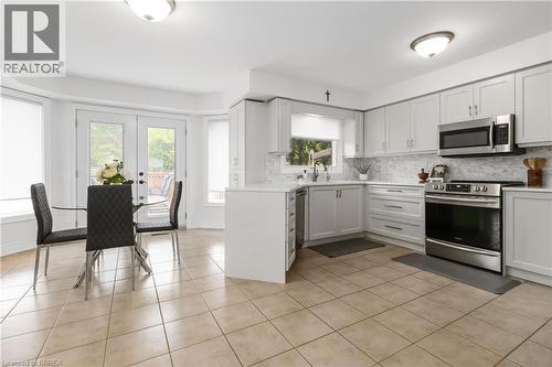 275 Granite Hill Road, Cambridge, ON - Indoor Photo Showing Kitchen