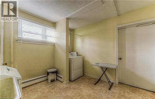 218 Margaret Avenue, Kitchener, ON - Indoor Photo Showing Laundry Room