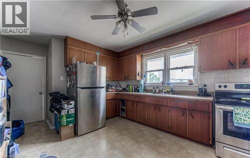 218 Margaret Avenue, Kitchener, ON - Indoor Photo Showing Kitchen