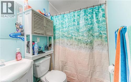 218 Margaret Avenue, Kitchener, ON - Indoor Photo Showing Bathroom