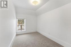 3rd bedroom upstairs - 