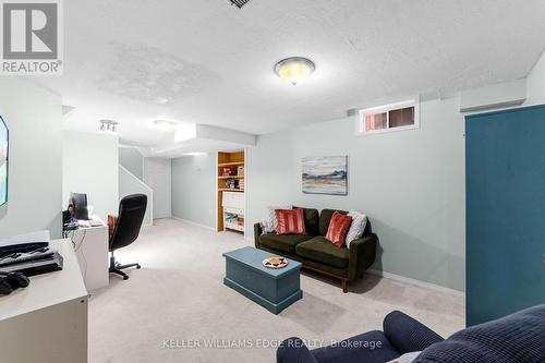 4401 Vallence Drive, Burlington, ON - Indoor