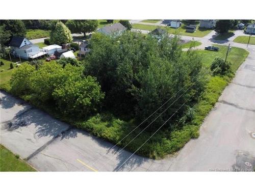 70 Desilva St, Bathurst, NB 