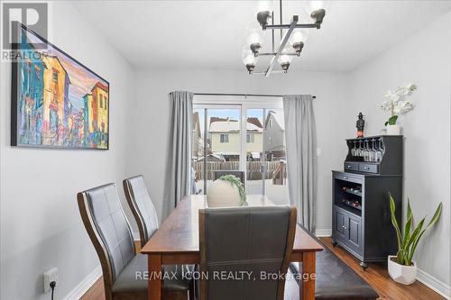361 Sienna Crescent, Kitchener, ON - Indoor Photo Showing Dining Room