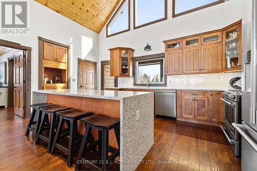 64 Mccords Road, Mckellar, ON - Indoor Photo Showing Kitchen With Upgraded Kitchen
