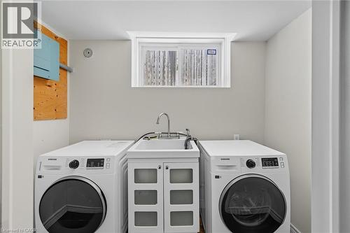 88 Wood Street E, Hamilton, ON - Indoor Photo Showing Laundry Room