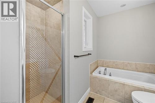 88 Wood Street E, Hamilton, ON - Indoor Photo Showing Bathroom