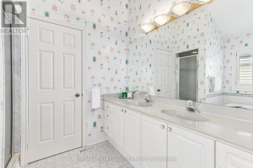 57 Barker Boulevard, Collingwood, ON - Indoor Photo Showing Bathroom