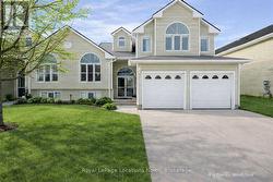 57 BARKER BOULEVARD Collingwood, ON L9Y 4W4