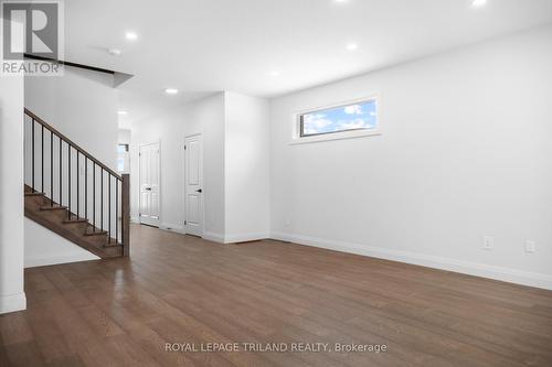 1566 Wright Crescent, London North (North S), ON - Indoor Photo Showing Other Room