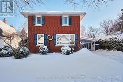 2239 WEBSTER AVENUE  Ottawa, ON K1H 7H1