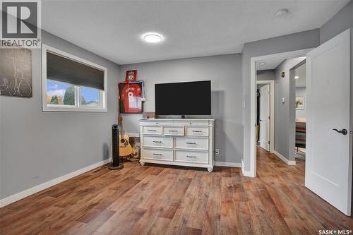 857 East Centre, Saskatoon, SK - Indoor