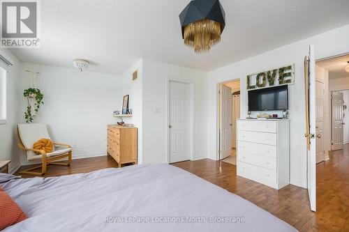53 Barr Street, Collingwood, ON - Indoor Photo Showing Bedroom