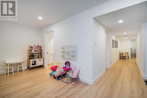 53 Barr Street, Collingwood, ON - Indoor Photo Showing Other Room