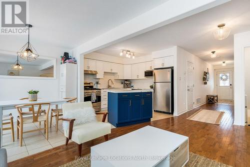53 Barr Street, Collingwood, ON - Indoor Photo Showing Kitchen