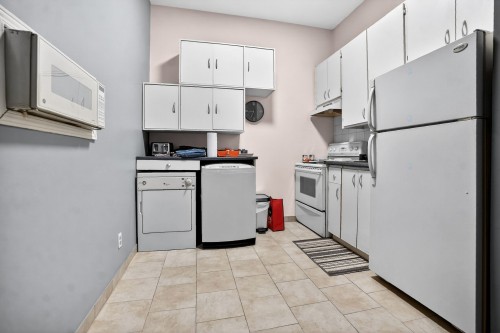 Dwelling - 4201Z Rue De Verdun, Montréal (Verdun/Île-Des-Soeurs), QC - Indoor Photo Showing Kitchen