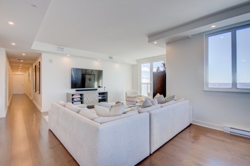 Living Room - 2502-2200 Rue Sauvé O., Montréal (Ahuntsic-Cartierville), QC - Indoor Photo Showing Living Room