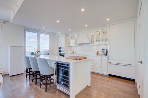 Kitchen - 2502-2200 Rue Sauvé O., Montréal (Ahuntsic-Cartierville), QC - Indoor