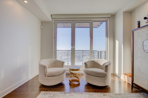 Living Room - 2502-2200 Rue Sauvé O., Montréal (Ahuntsic-Cartierville), QC - Indoor Photo Showing Living Room