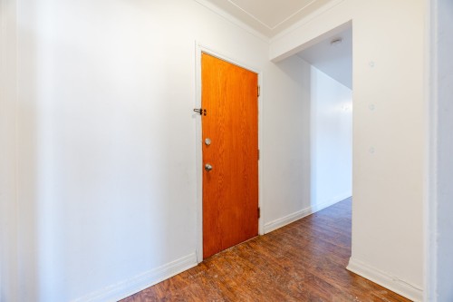 Hall d'entrée/Vestibule - 6-345 Boul. Graham, Mont-Royal, QC - Indoor Photo Showing Other Room