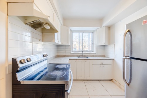 Cuisine - 6-345 Boul. Graham, Mont-Royal, QC - Indoor Photo Showing Kitchen