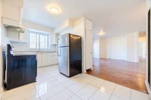 Cuisine - 6-345 Boul. Graham, Mont-Royal, QC - Indoor Photo Showing Kitchen