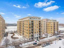 404-8580 Rue Raymond-Pelletier  Montréal (Ahuntsic-Cartierville), QC H2M 2W7