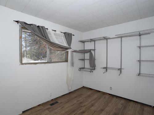 2995 Oliver Road, Thunder Bay, ON - Indoor Photo Showing Other Room