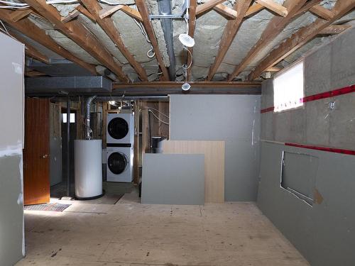 2995 Oliver Road, Thunder Bay, ON - Indoor Photo Showing Basement