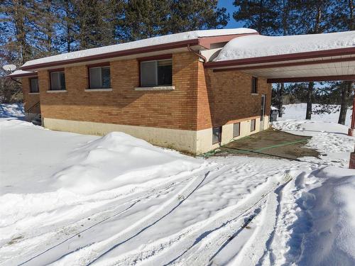 2995 Oliver Road, Thunder Bay, ON - Outdoor