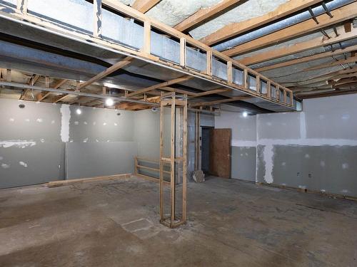 2995 Oliver Road, Thunder Bay, ON - Indoor Photo Showing Basement