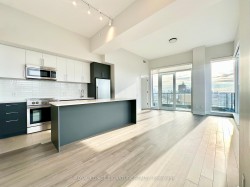1303-2525 Bathurst Street  Toronto, ON M6B 2Y9