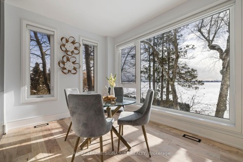 290 North Shore Boulevard E, Burlington, ON - Indoor Photo Showing Dining Room