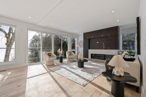 290 North Shore Boulevard E, Burlington, ON - Indoor