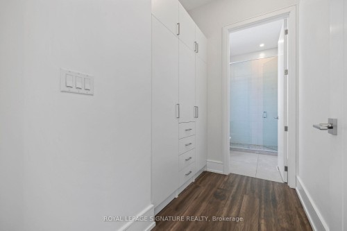 290 North Shore Boulevard E, Burlington, ON - Indoor Photo Showing Other Room