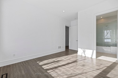 290 North Shore Boulevard E, Burlington, ON - Indoor Photo Showing Other Room