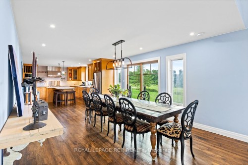 5706 Third Line, Erin, ON - Indoor Photo Showing Dining Room