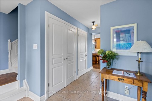 5706 Third Line, Erin, ON - Indoor Photo Showing Other Room