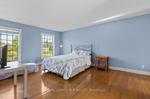 5706 Third Line, Erin, ON - Indoor Photo Showing Bedroom