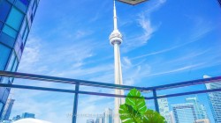 1726-230 Queens Quay WToronto, ON M5J 2Y7