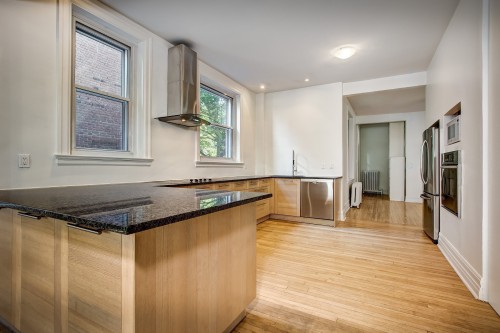 Cuisine - 4104 Boul. Dorchester O., Westmount, QC - Indoor Photo Showing Kitchen