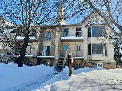 8-55 Imp. de la Roseraie  Gatineau (Hull), QC J9A 2S7