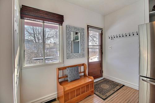 Hall d'entrée/Vestibule - 3 Rue Vertu, Windsor, QC - Indoor Photo Showing Other Room