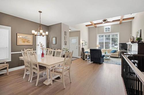 123-2920 Valleyview Drive, Kamloops, BC - Indoor Photo Showing Dining Room