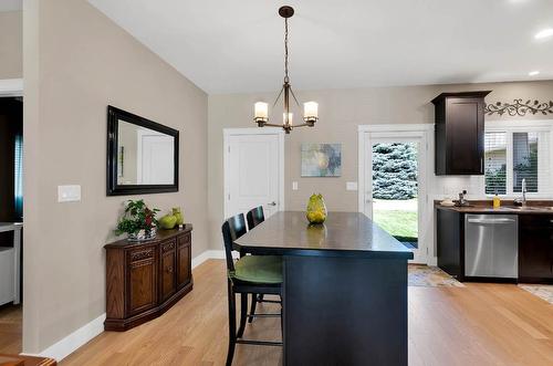 123-2920 Valleyview Drive, Kamloops, BC - Indoor Photo Showing Other Room