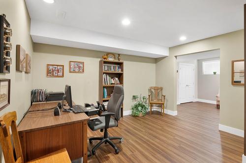123-2920 Valleyview Drive, Kamloops, BC - Indoor Photo Showing Office