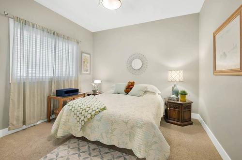 123-2920 Valleyview Drive, Kamloops, BC - Indoor Photo Showing Bedroom