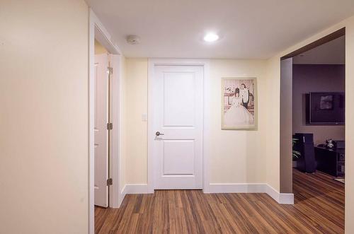 123-2920 Valleyview Drive, Kamloops, BC - Indoor Photo Showing Other Room