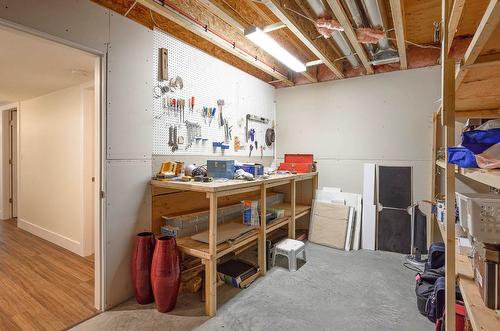 123-2920 Valleyview Drive, Kamloops, BC - Indoor Photo Showing Basement